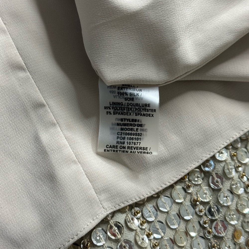 Alice + Olivia Silver Sequin Dress sz 4 - Picture 6 of 6